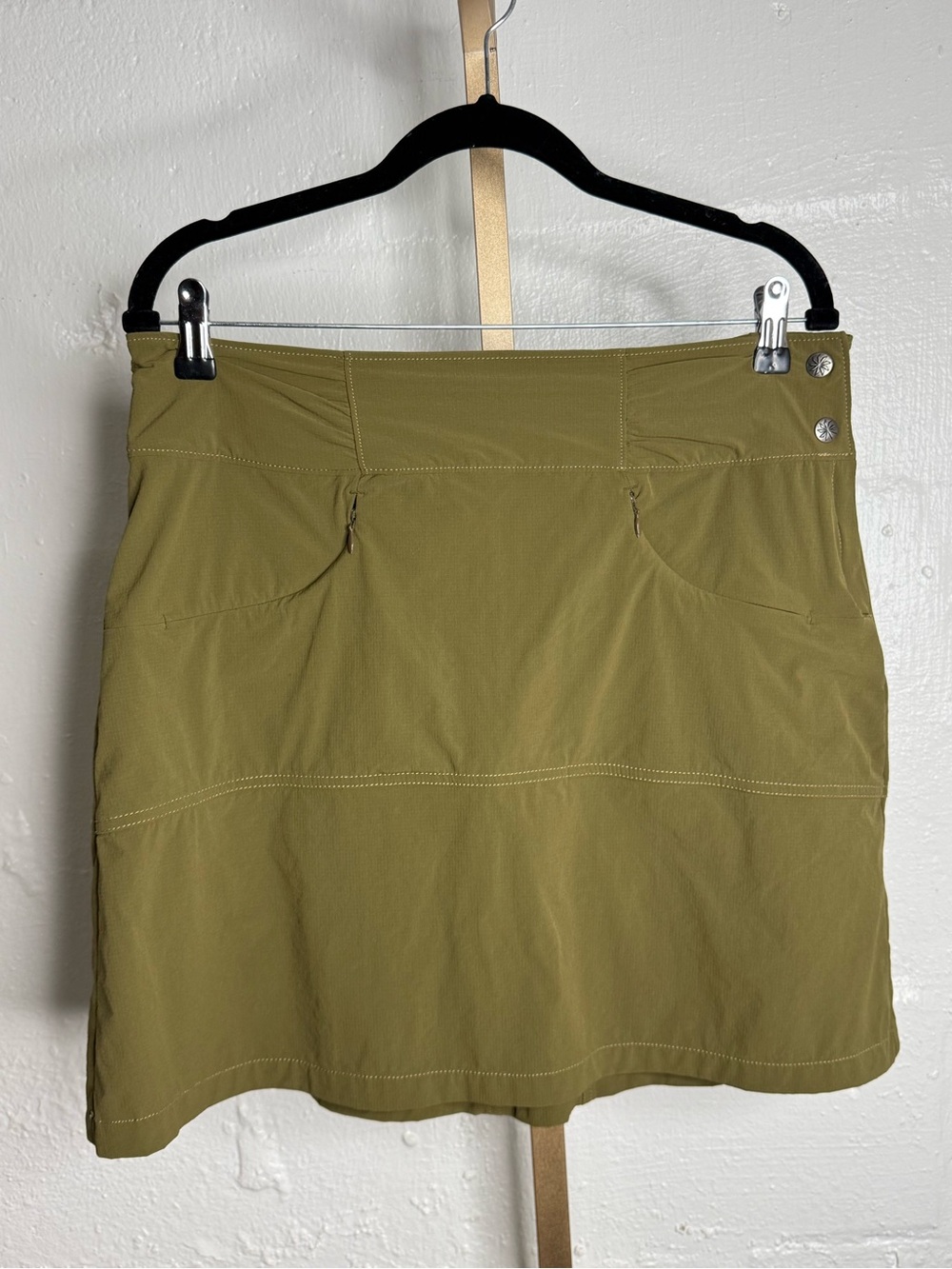 Athleta Olive Green Athletic Skort Size 8 | Hiking Golf Tennis Activewear - Picture 3 of 8